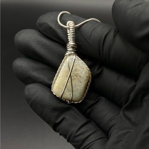 Moonstone Pendant gemstone | HandWrapped pendant | 24in chain length | Moonstone